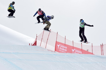 Four good reasons to enjoy the FIS Snowboard Cross World Cup in Baqueira Beret