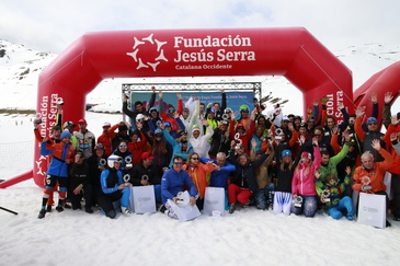 La Fundación Jesús Serra bate récord de participación en su 12º Trofeo de Esquí en Baqueira Beret 